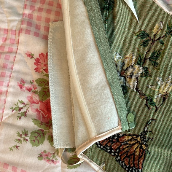 TAYLOR SWIFT "folklore" cardigan & corset - Picture 5 of 8